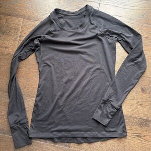 Fleo long sleeve foundation top